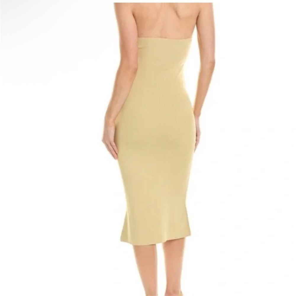 WEWOREWHAT Fashioned Ribbed Knit Halter Maxi Dress in Wheat - SZ Small - Picture 4 of 6